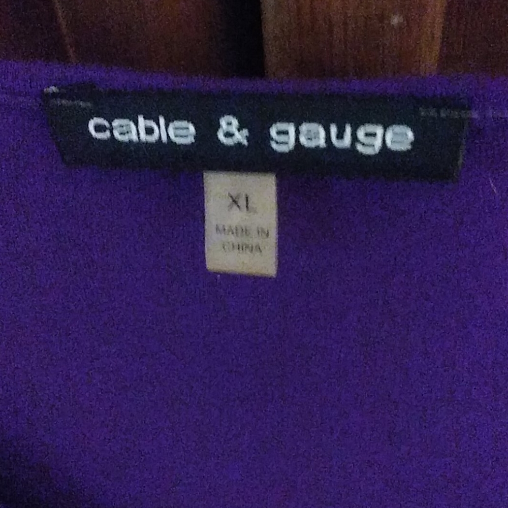 Blouse - Picture 2 of 4